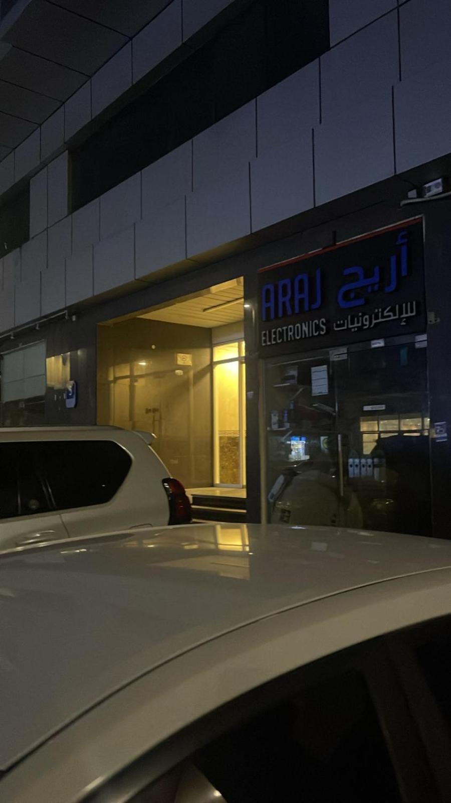 Paradiso Backpackers Nest Abu Dhabi Bagian luar foto